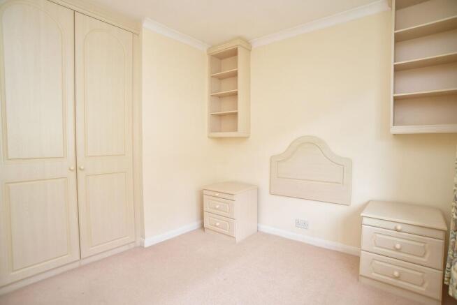 2 bed Flat for sale Image 12