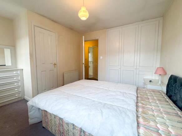 2 bed Semi-Detached for sale Image 9