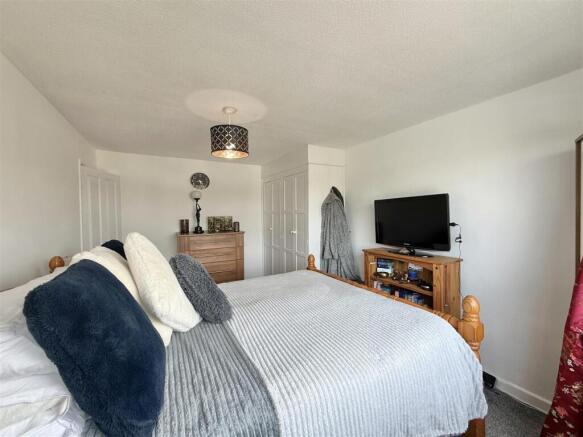 Bedroom_1.jpeg