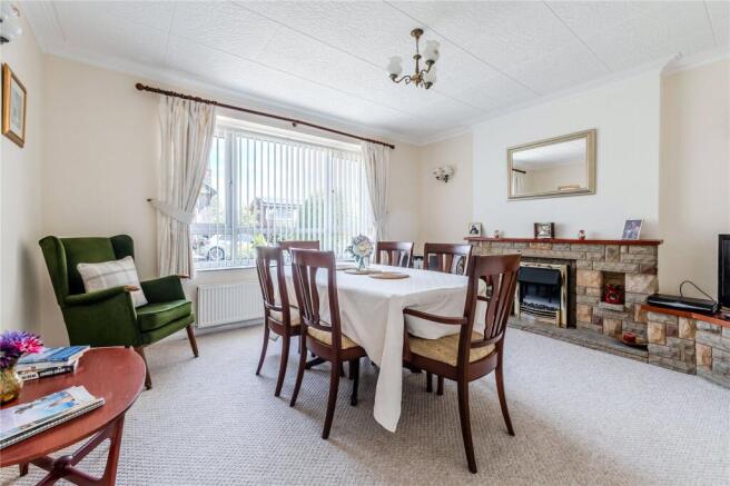 4 bed Detached for sale Image 9