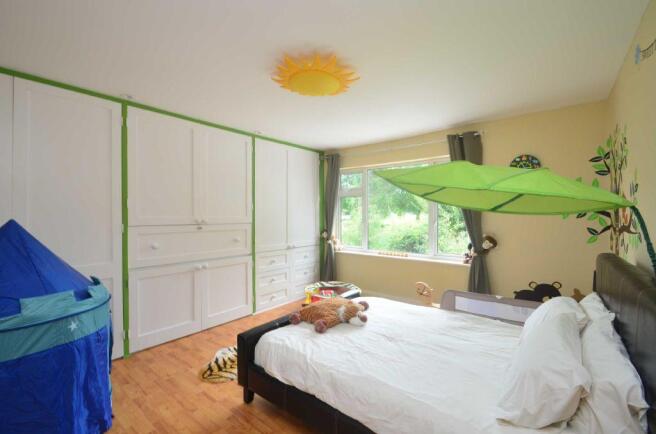 Photo 9