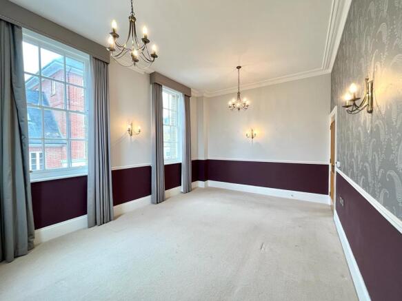 Spacious sitting room