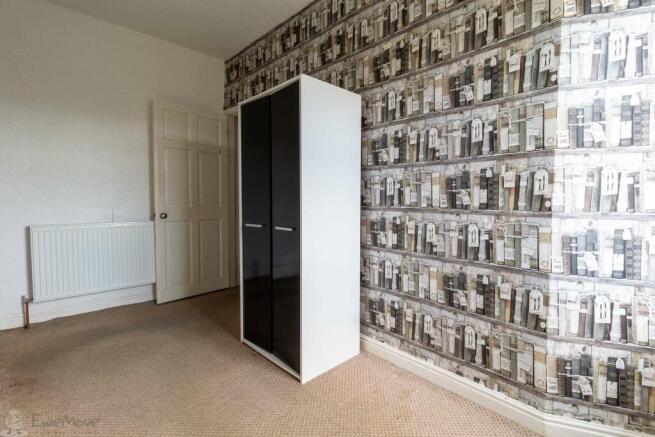 Bedroom 2 (Double)