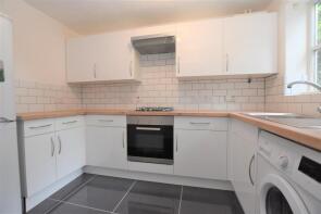 3, Denbeigh Place, Reading RG1 8QE