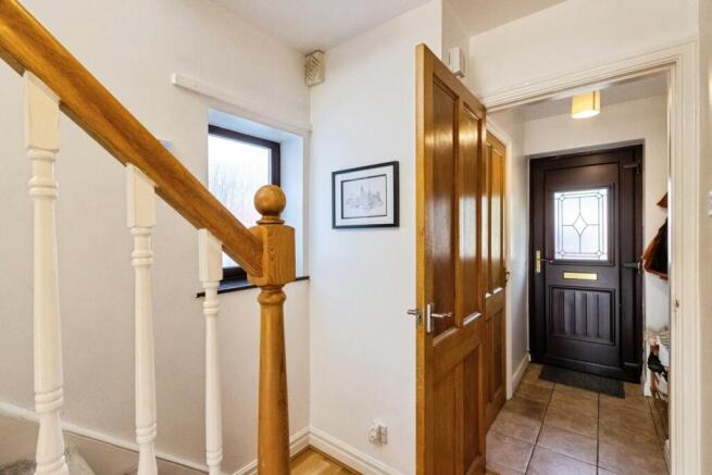 4 bed Semi-Detached for sale Image 5