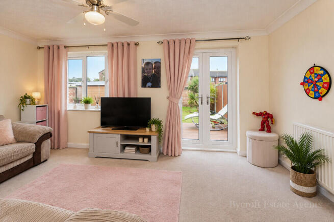 Watling Close, Caister-on-sea photo 4