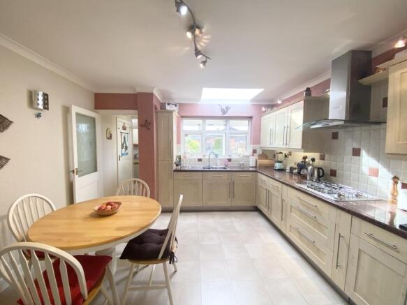 Kitchen/Breakfast ro