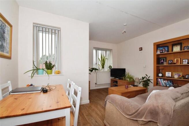 Living Dining Area