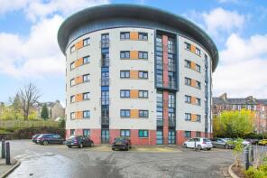 Flat 5/7, 110 The Elipta, Saucel Crescent, Paisley PA1 1SX