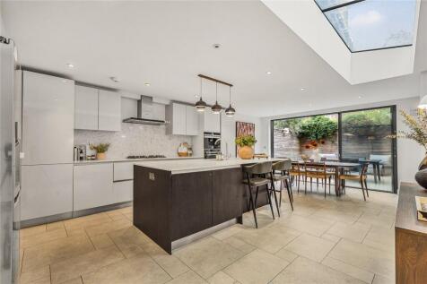 Kelmscott Road, SW11