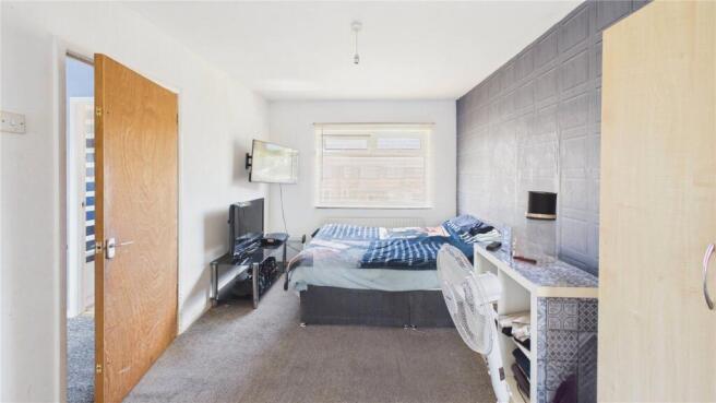 3 bed Terraced for sale Image 5