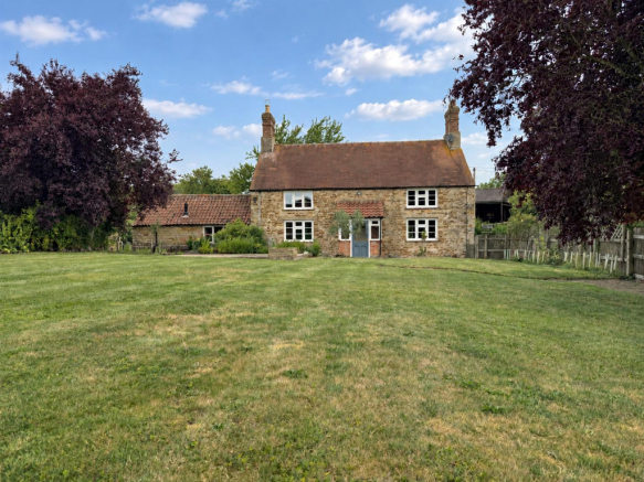 Laburnum Cottage front.png