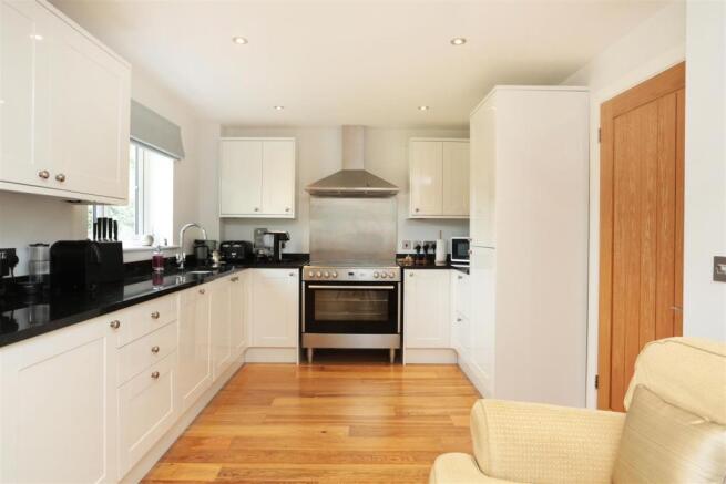 1 Glen Avon Court 24