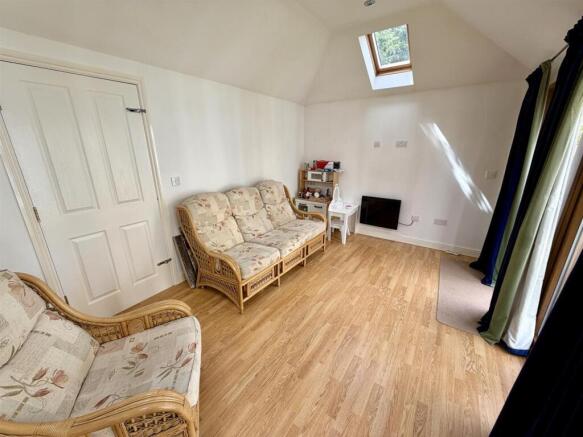 3 bed End of Terrace for sale Image 8