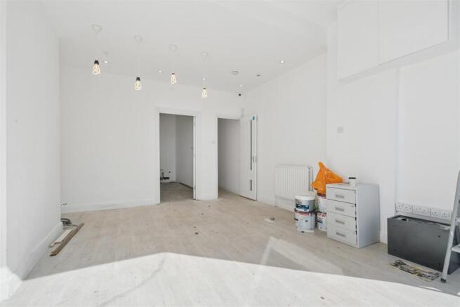 194 Trinity Road SW17 image 001.jpg