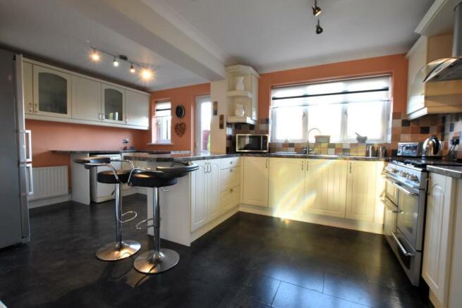 Kitchen diner