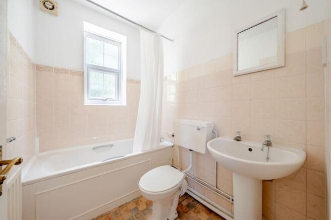 1 bed Apartment for sale Image 8
