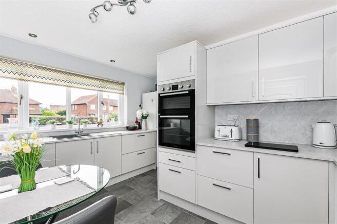 50 Woodfield Road16.jpg
