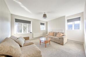 23, Couchman House, Poynders Road, London SW4 8NJ