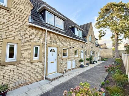 Boston Spa ~ Hall Mews, LS23