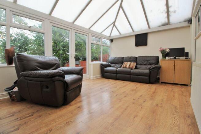 Garden Room / ...