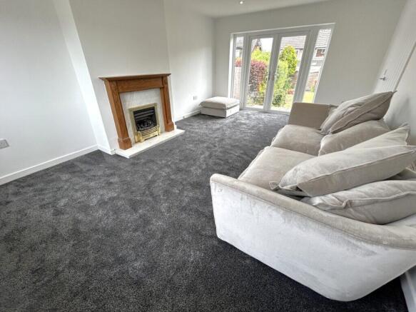 3 bed Semi-Detached for sale Image 7