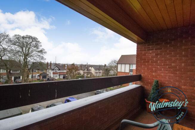 Balcony towards Beechwood Avenue