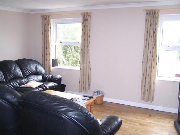 LOUNGE IN ANNEXE