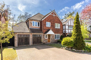 2, Stonepound Ridge, Hassocks BN6 8JG