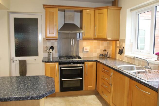 Kitchen 2 