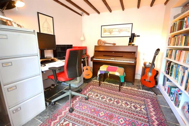 Reception Room - Study.jpg