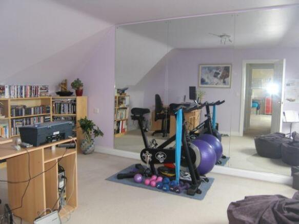 Photo 9