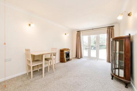 Fernleigh Court, Romford