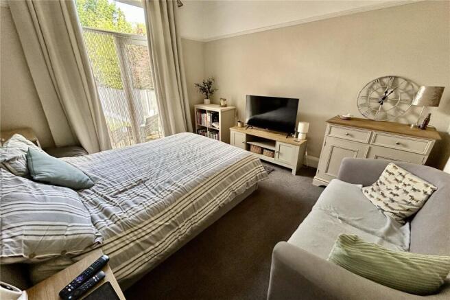 3 bed Semi-Detached for sale Image 5