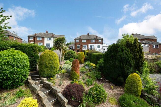 3 bed Semi-Detached for sale Image 12