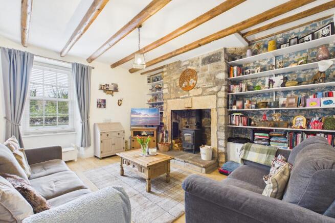 CAM04201G0-PR0150-STILL002