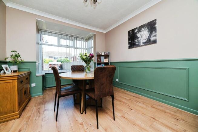 3 bed Terraced for sale Image 5