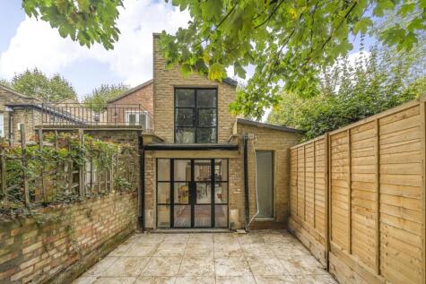 Chadwick Road, Peckham Rye, London, SE15
