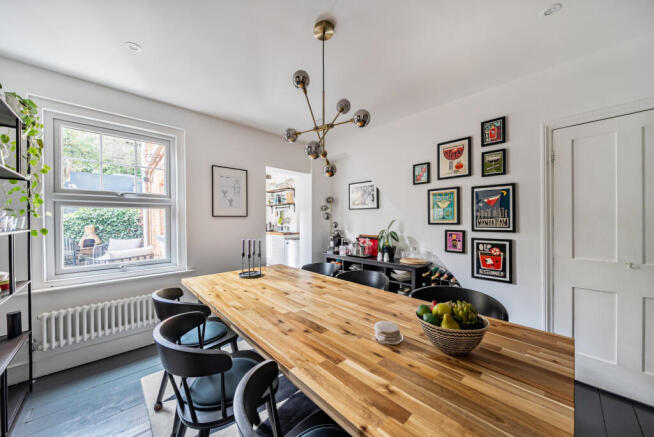 1415696-14-699d97...