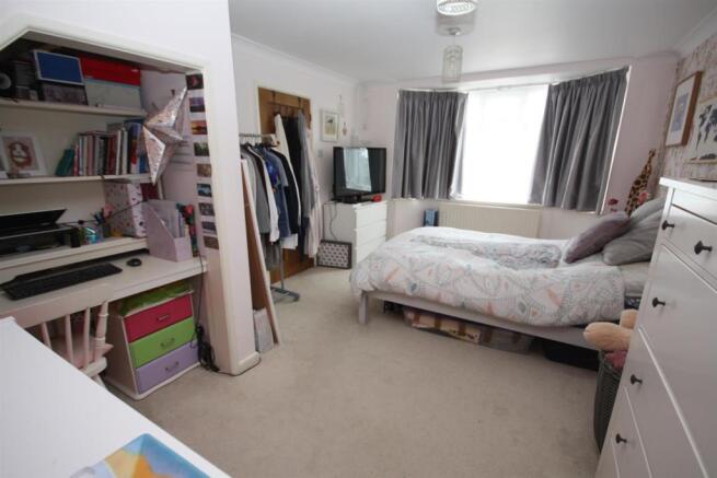 GROUND FLOOR BED 1