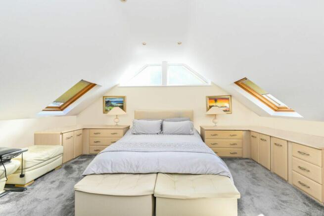 Hammondstreet Road - Bedroom