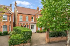 Flat 1, 39, Mapesbury Road, London NW2 4HJ