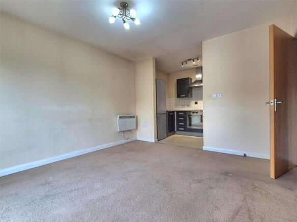 Lounge/Kitchen