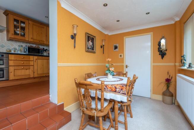 Dining Room: