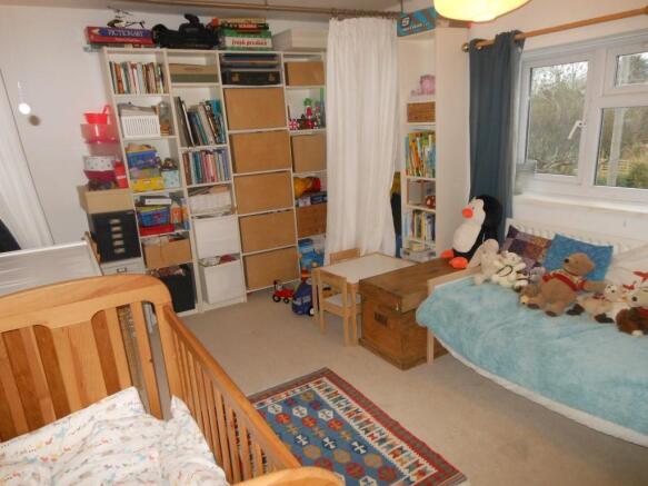 593. Bedroom2.JPG