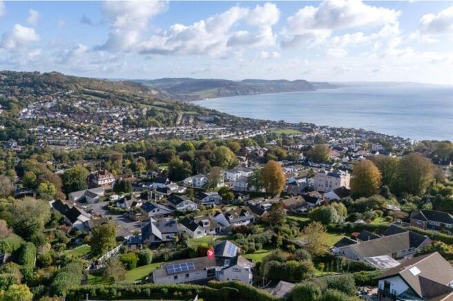 Clappentail Lane, Lyme Regis, Dorset, DT7 photo 4
