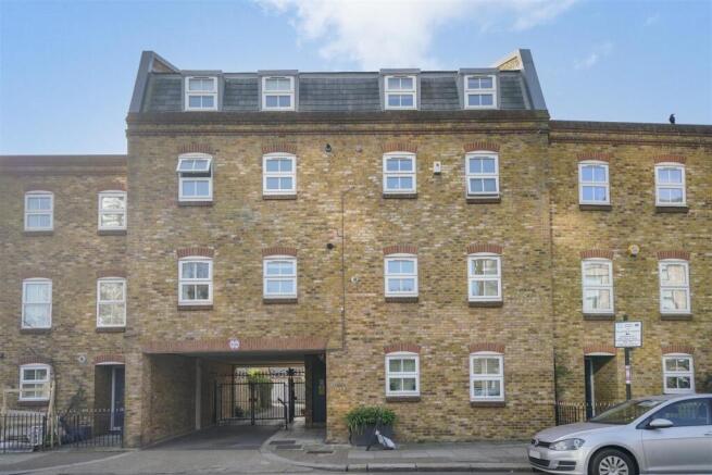 Flat D, 96 Battersea High Street - kTkDLRYwFusrTpO