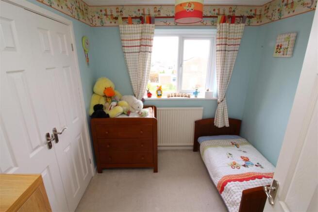 24 Bed 3.JPG