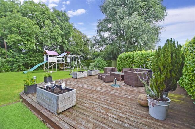 Patio / Decking