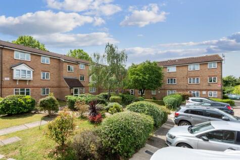 Thant Close, London, E10